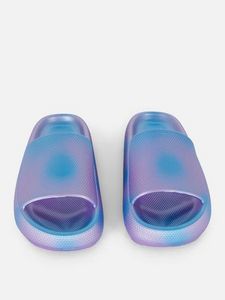 Molded Slides offers at $9 in Primark
