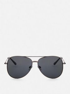 Metal Frame Round Sunglasses offers at $6 in Primark