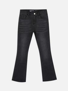 Flare Jeans offers at $14 in Primark