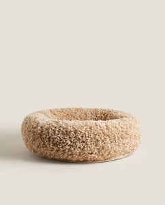 Round Pet Bed offers at $129 in ZARA HOME