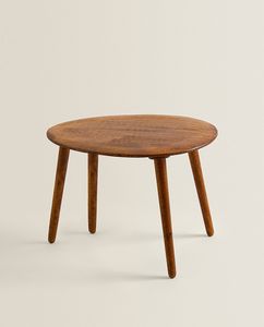 Beveled Wooden Table offers at $89.9 in ZARA HOME