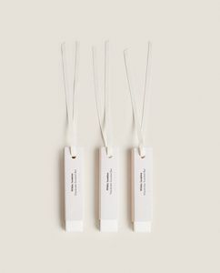3-Pack Of White Jasmine Scented Sticks offers at $25.9 in ZARA HOME