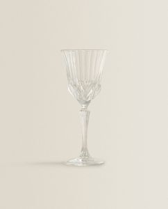 Engraved Crystalline Water Glass offers at $14.9 in ZARA HOME