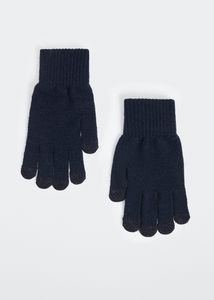 Touchscreen knitted gloves offers at $19.99 in Mango