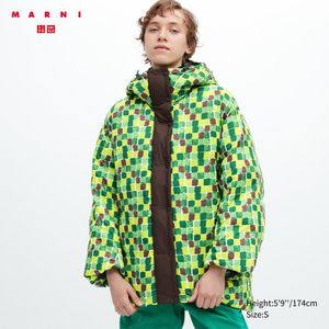 Down Oversized Hooded Coat (Printed, MARNI) offers at $39.9 in Uniqlo