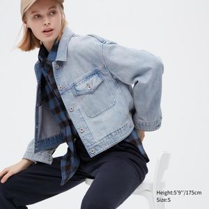 Denim Cropped Jacket offers at $19.9 in Uniqlo