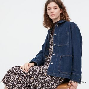 Denim Jacket offers at $19.9 in Uniqlo