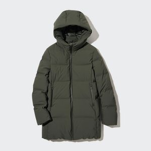 Seamless Down Short Coat (2022 Edition) offers at $129.9 in Uniqlo