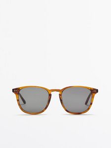 Resin Sunglasses offers at $119 in Massimo Dutti
