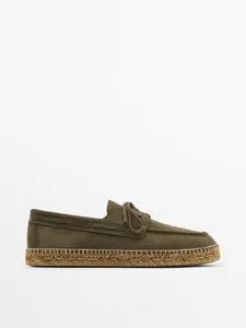 Split Suede Leather Deck Shoes offers at $129 in Massimo Dutti