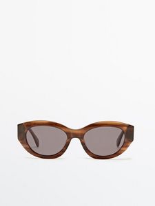 Brown Oval Sunglasses offers at $119 in Massimo Dutti