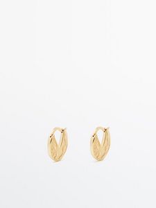 Small Gold-Plated Textured Earrings offers at $49.9 in Massimo Dutti