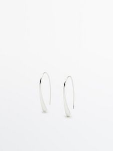 Teardrop Hook Earrings offers at $49.9 in Massimo Dutti
