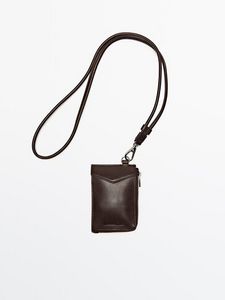Leather Wallet With Strap offers at $69.9 in Massimo Dutti