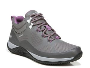 Echo Trek Hiking Shoe - Women's offers at $79.98 in DSW