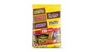 Mars Chocolate Favorites offers at $18.98 in Aldi