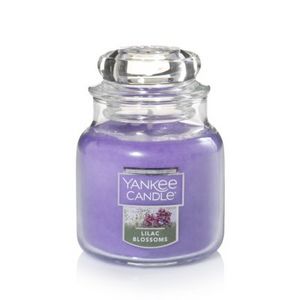 Lilac Blossoms     Lilac Blossoms offers at $5 in Yankee Candle