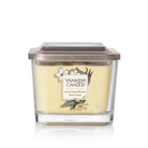Sweet Nectar Blossom Sweet Nectar Blossom offers at $8 in Yankee Candle